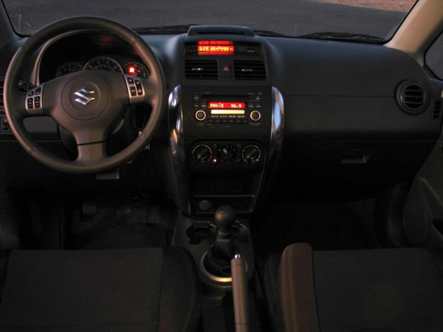  Suzuki SX4 Sport with TRIP 2008 года  (фото 31 из 39)